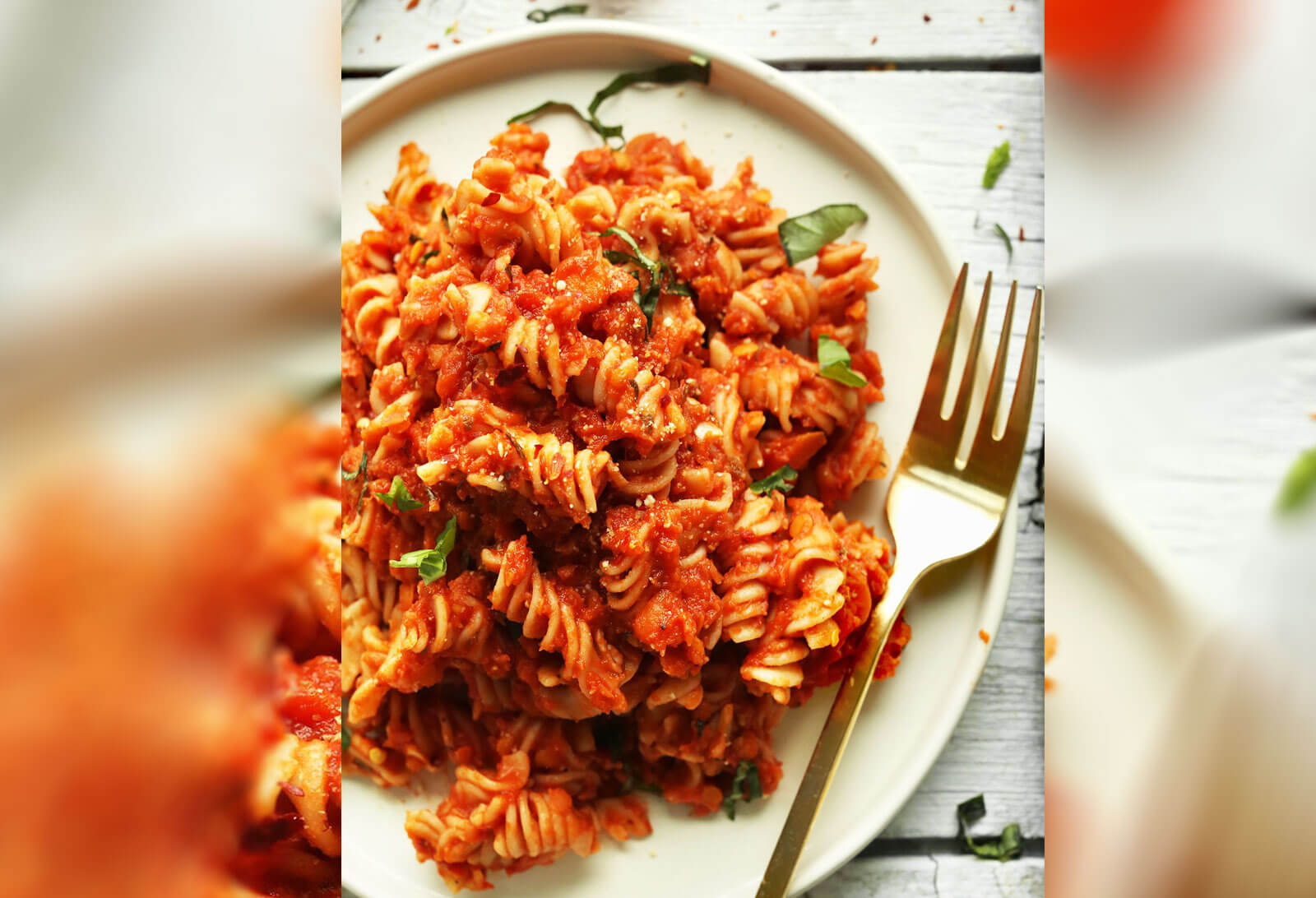 Red Sauce Fusilli Pasta Recipe